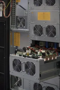Источник бесперебойного питания Vertiv Liebert 80-eXL 600 kVA, фото 4