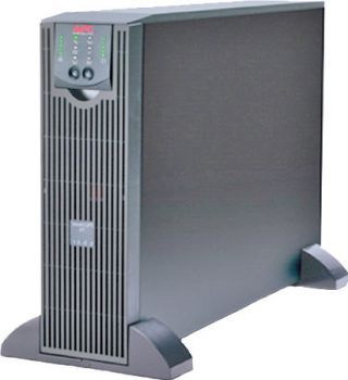 Источник бесперебойного питания APC Smart-UPS RT 3000VA 230V