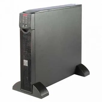 Источник бесперебойного питания APC Smart-UPS RT 1000VA 230V