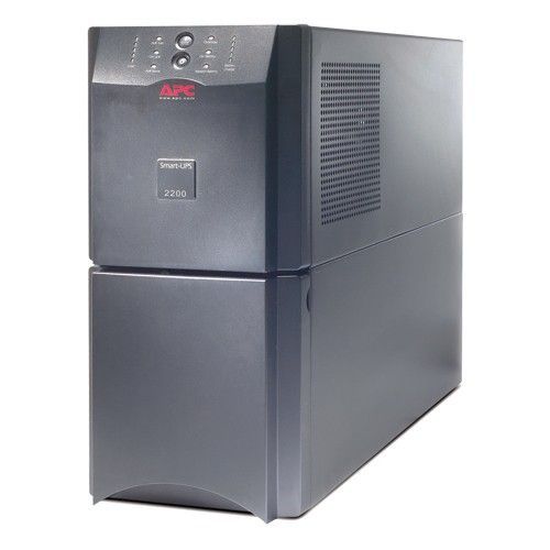 Источник бесперебойного питания APC Smart-UPS 2200VA USB & Serial 230V